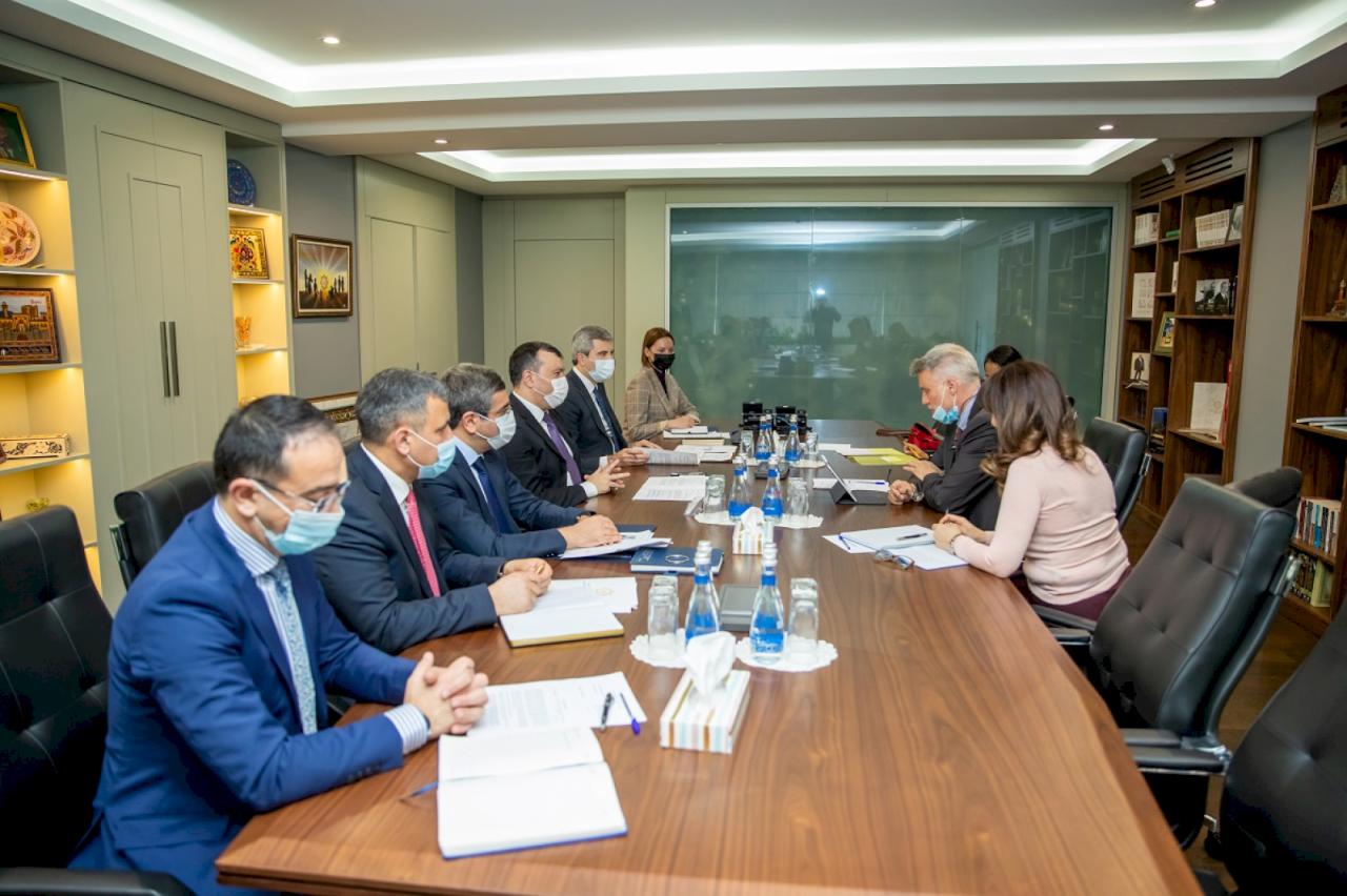 Azerbaijan, World Bank mull bilateral cooperation [PHOTO]