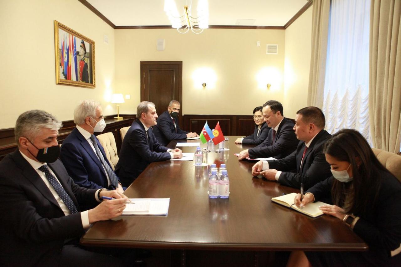 Azerbaijani, Kyrgyz FMs exchange views on expanding and deepening existing bilateral ties [PHOTO]