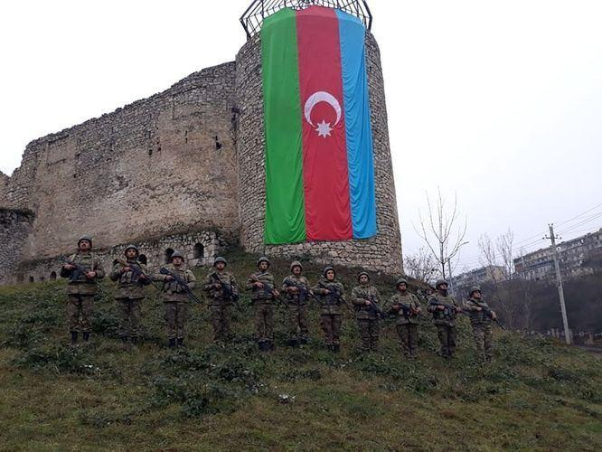 Azerbaijan discusses issues of transport, communications in liberated territories
