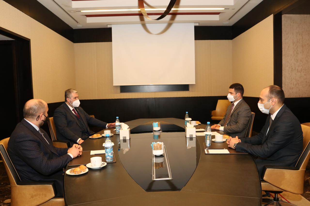 Azerbaijani, Turkish business officials discuss future projects