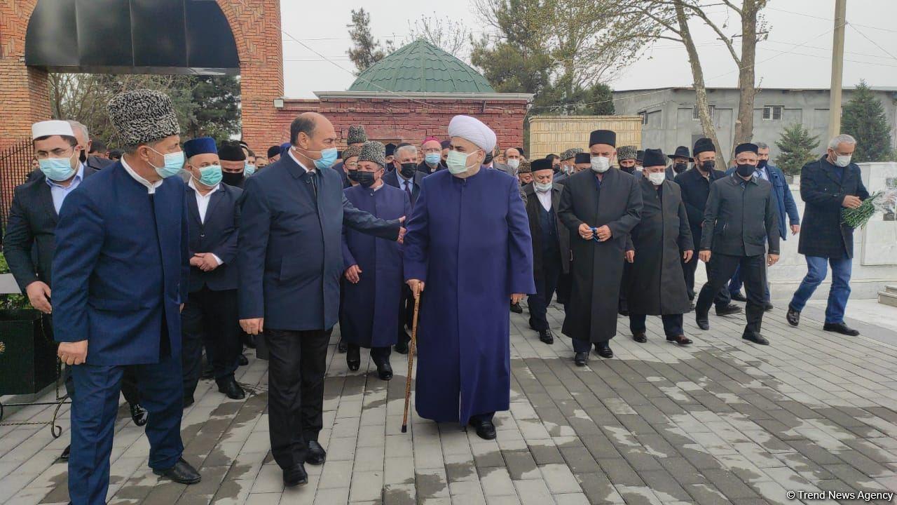 Azerbaijan's religious leaders arrive in Aghdam [PHOTO]