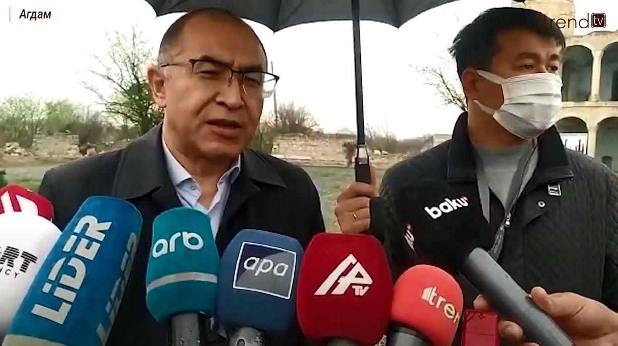 Uzbek media official says Azerbaijan moving to new development stage