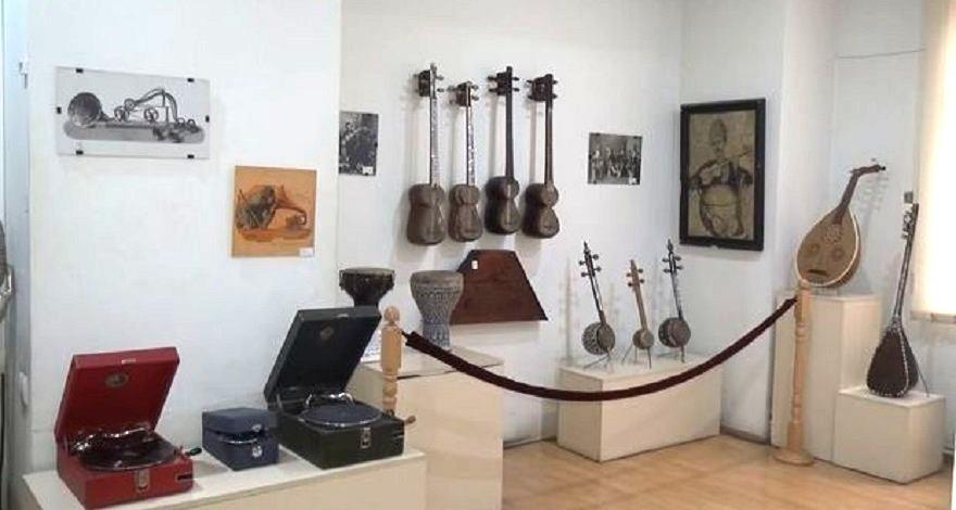 Traditional musical instruments on display in Tbilisi [VIDEO]