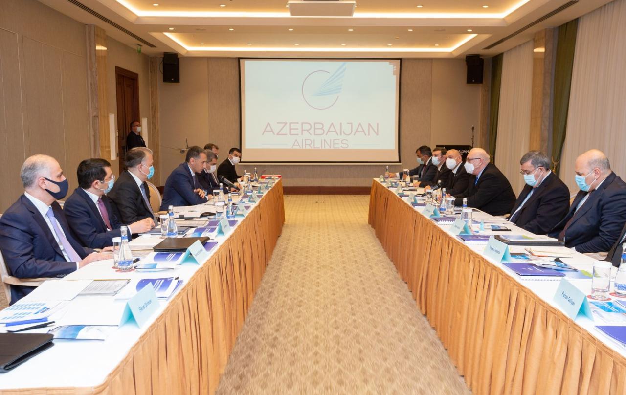 Azerbaijan Airlines’ Supervisory Board holds first meeting [PHOTO]