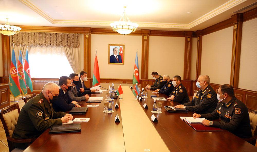 Azerbaijan, Belarus discuss military-technical cooperation prospects