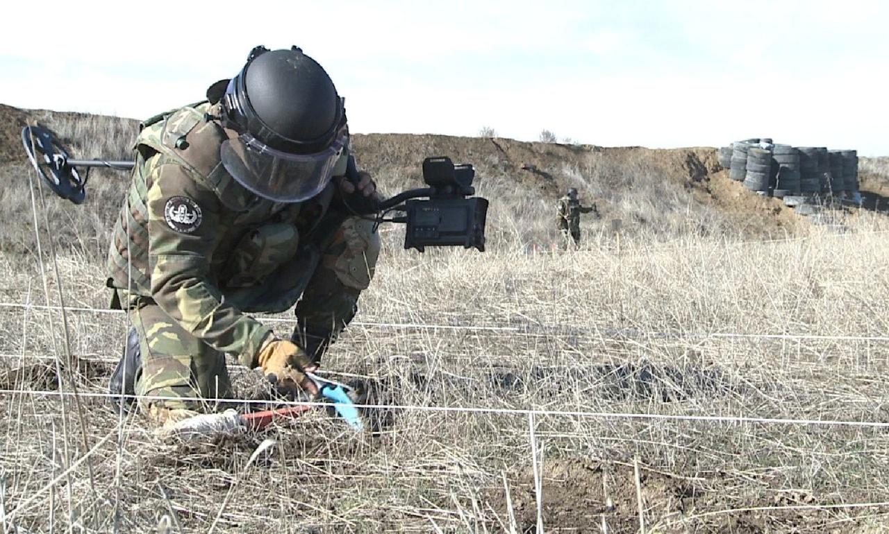 Azerbaijan continues to de-mine liberated territories