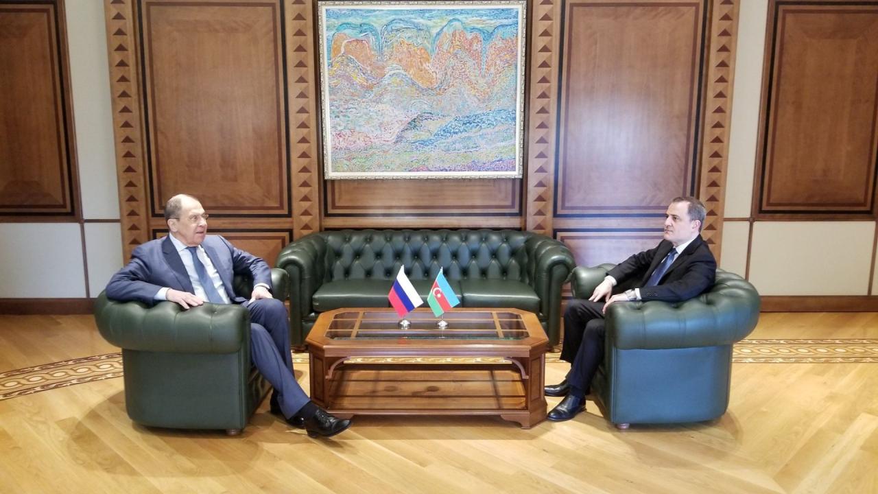 FMs of Azerbaijan, Russia begin one-on-one meeting