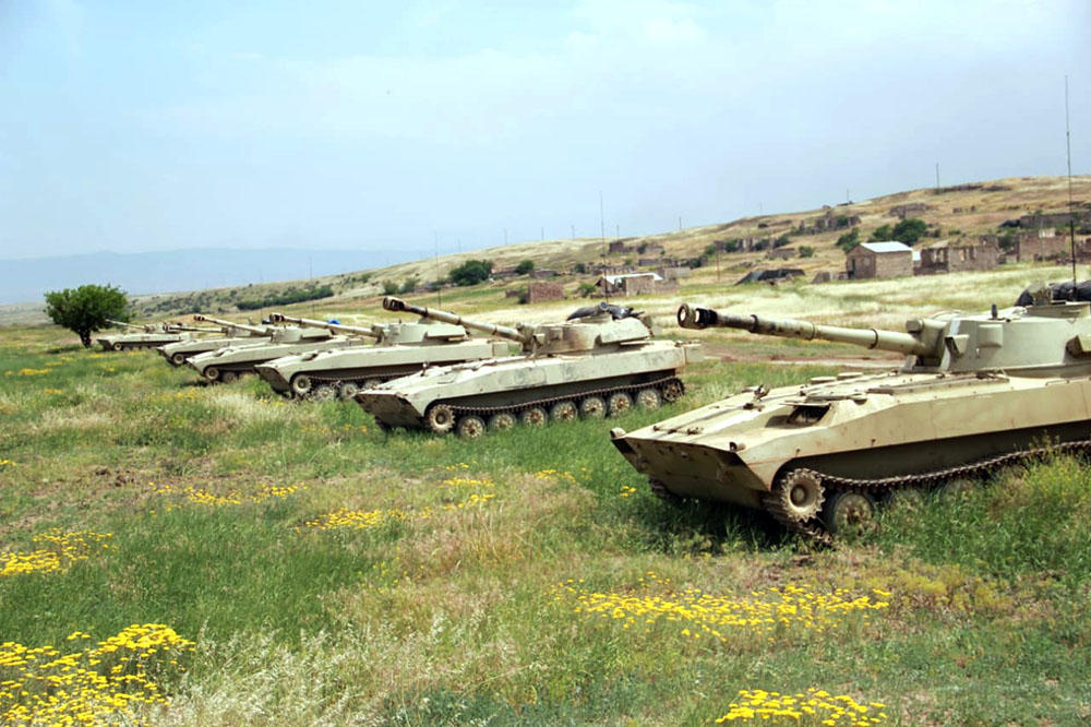 Azerbaijani army's large-scale drills enter third day
