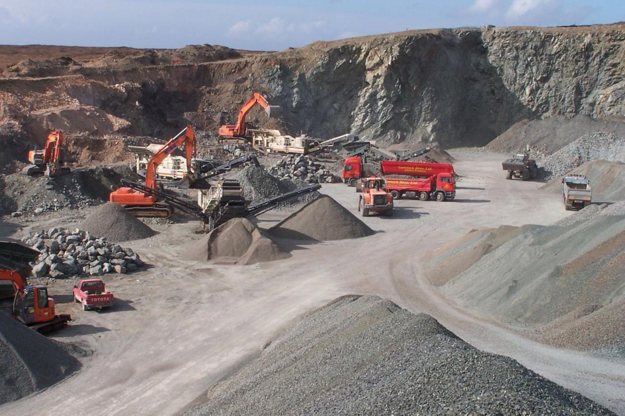 Azerbaijan to put up sand, gravel deposits for auction