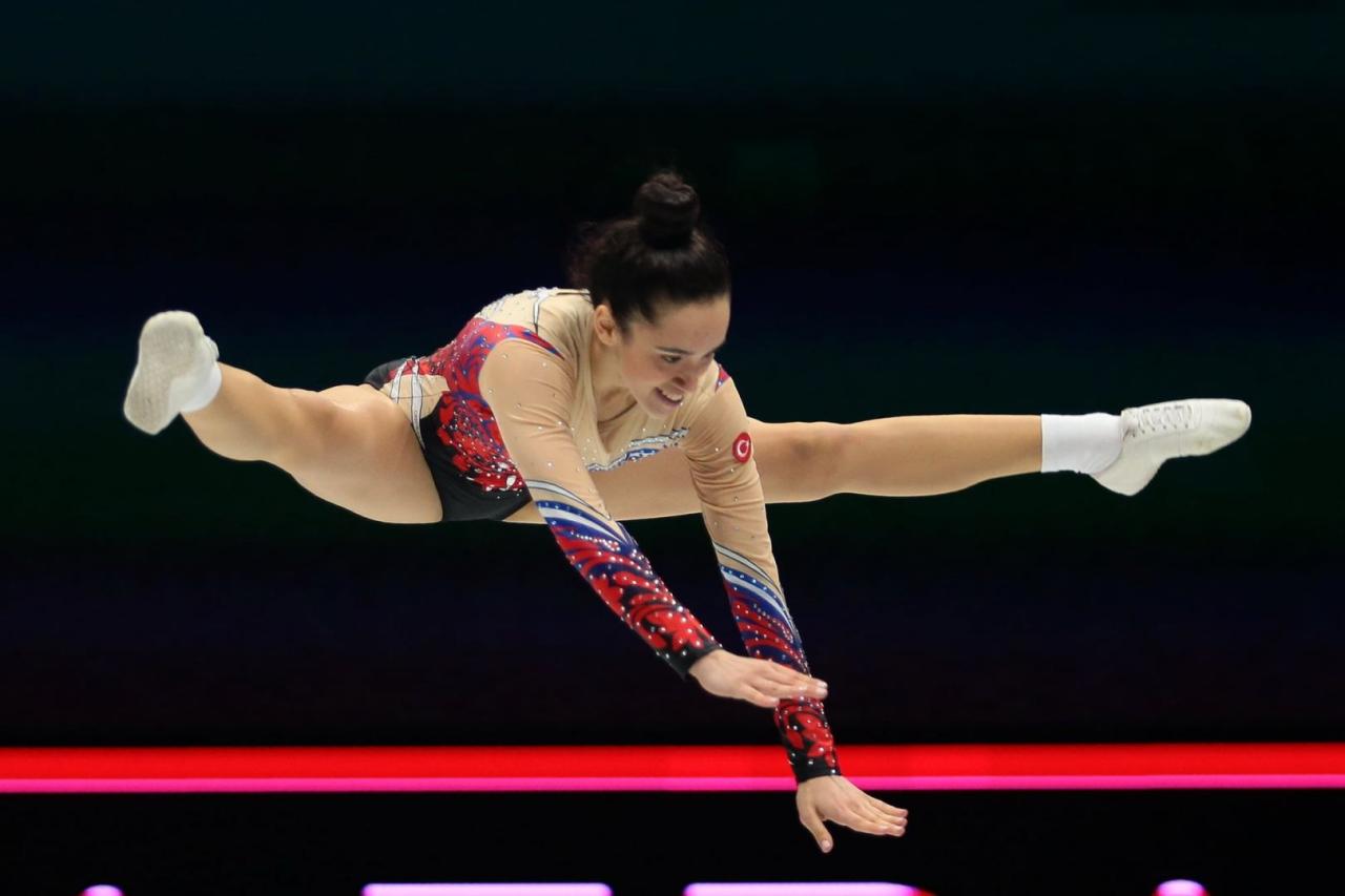 Baku hosts training on eve of 16th FIG Aerobic Gymnastics World