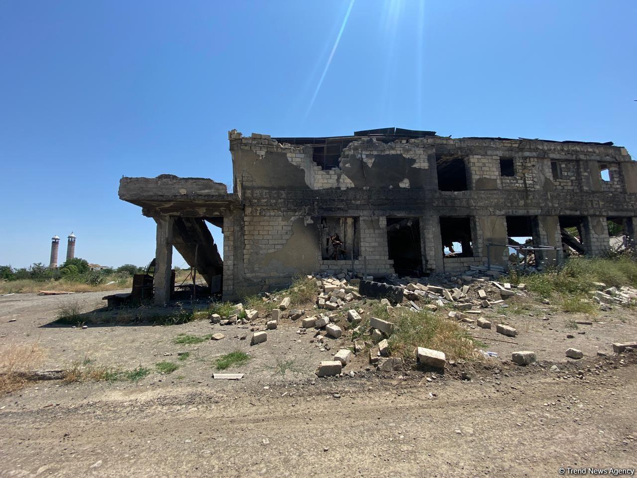 Foreign bloggers witness Armenian-inflicted destruction in Aghdam [PHOTO] - Gallery Image