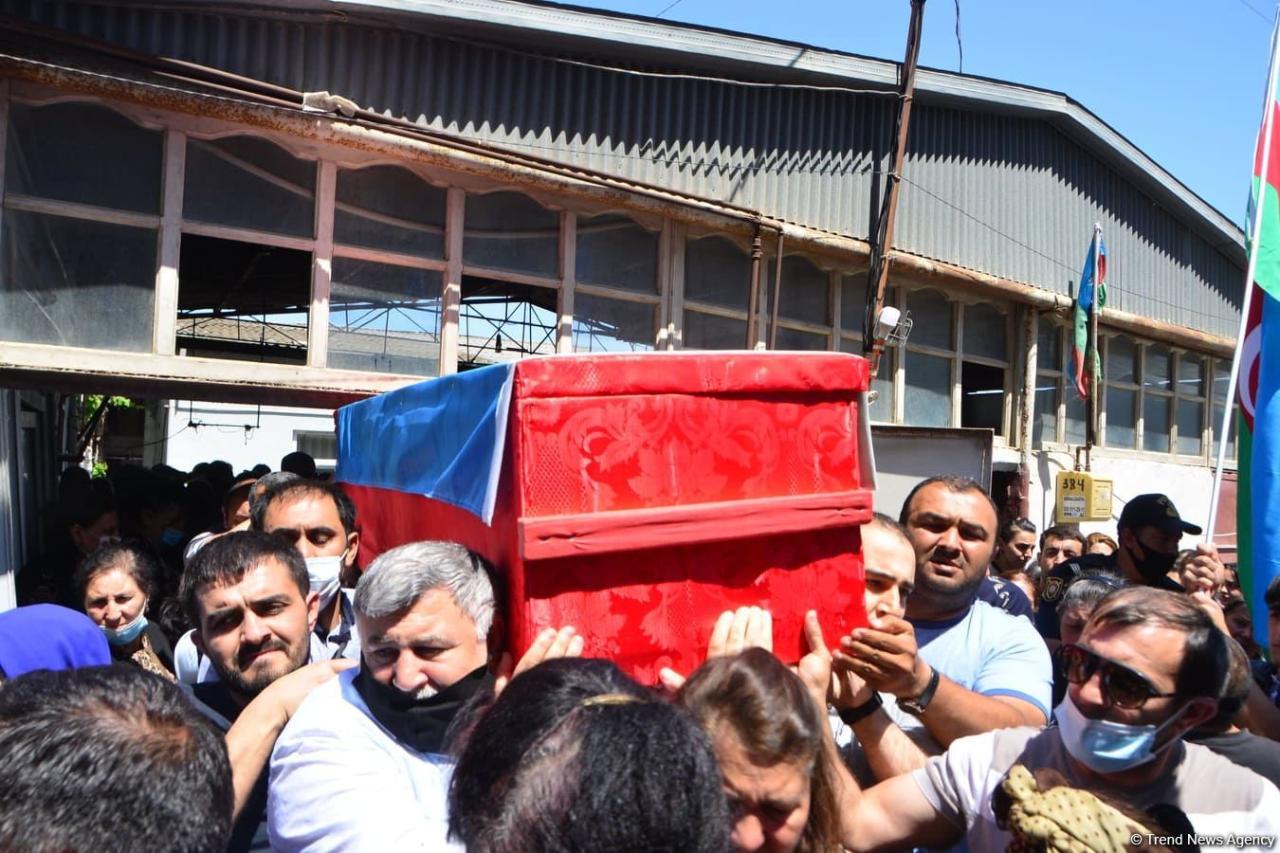 Baku hosts funeral ceremony for Azerbaijani martyr journalist (PHOTO)