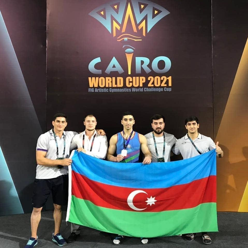 لاعب الجمباز الوطني يفوز بالميدالية الفضية في مصر