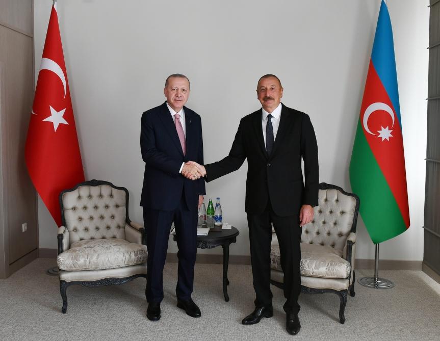 Presidents of Azerbaijan, Turkey hold one-on-one meeting [UPDATE]