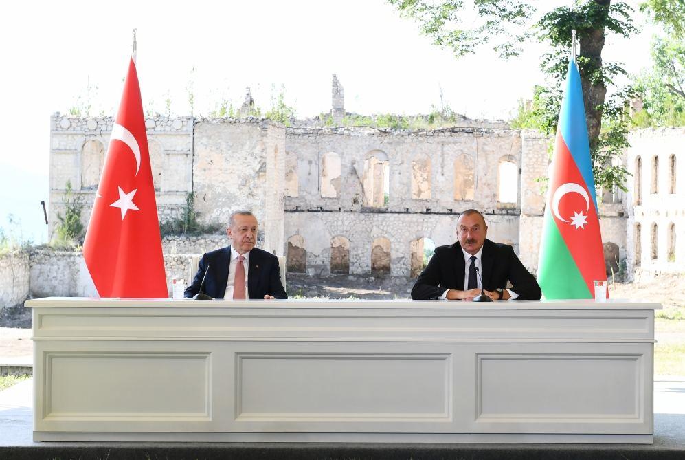 Azerbaijani-Turkish joint declaration raises ties to highest peak [UPDATE]