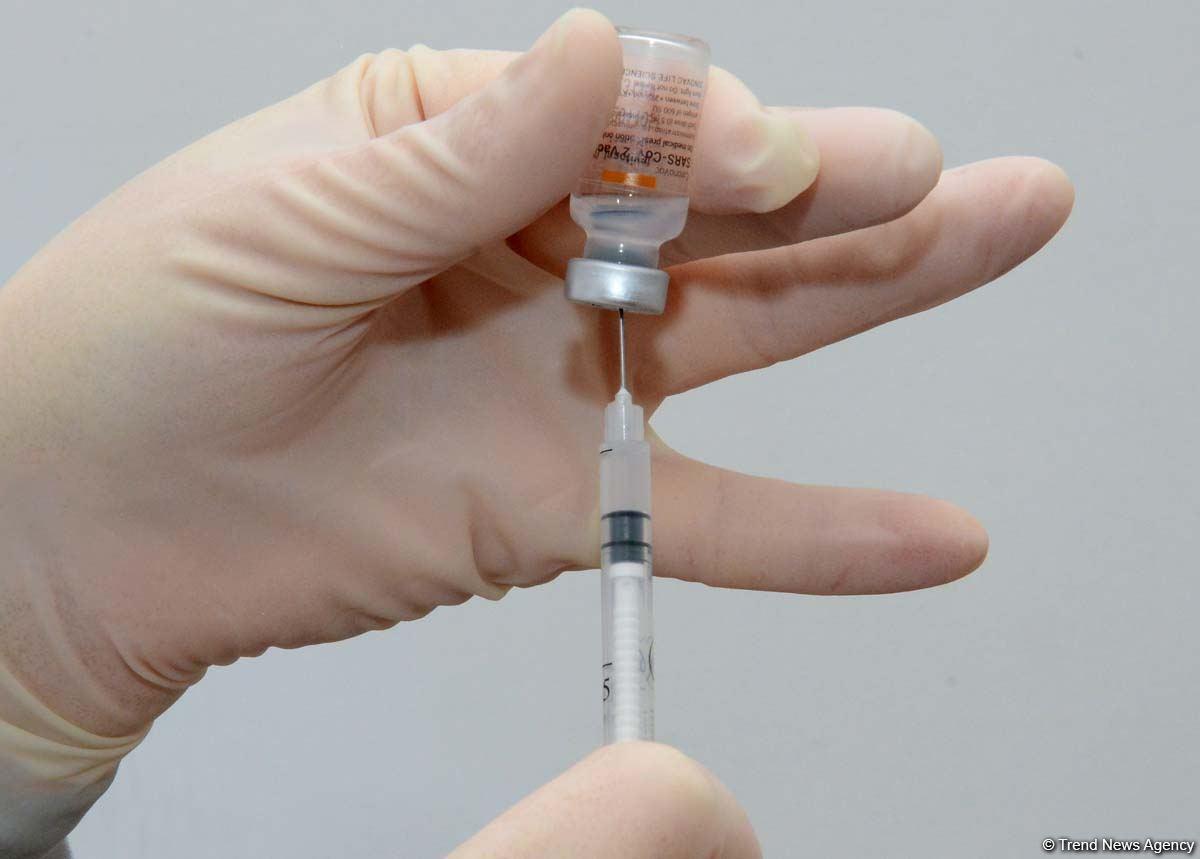 Azerbaijan shares data on number of vaccinated citizens for June 14