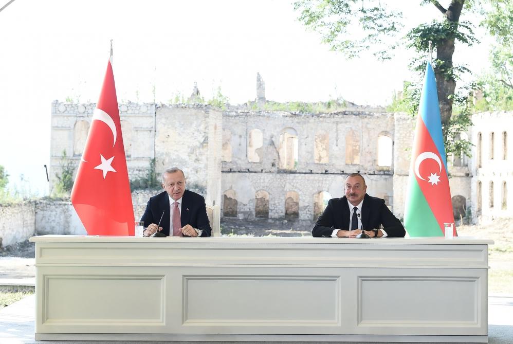 Azerbaijani-Turkish joint declaration raises ties to highest peak [UPDATE] - Gallery Image
