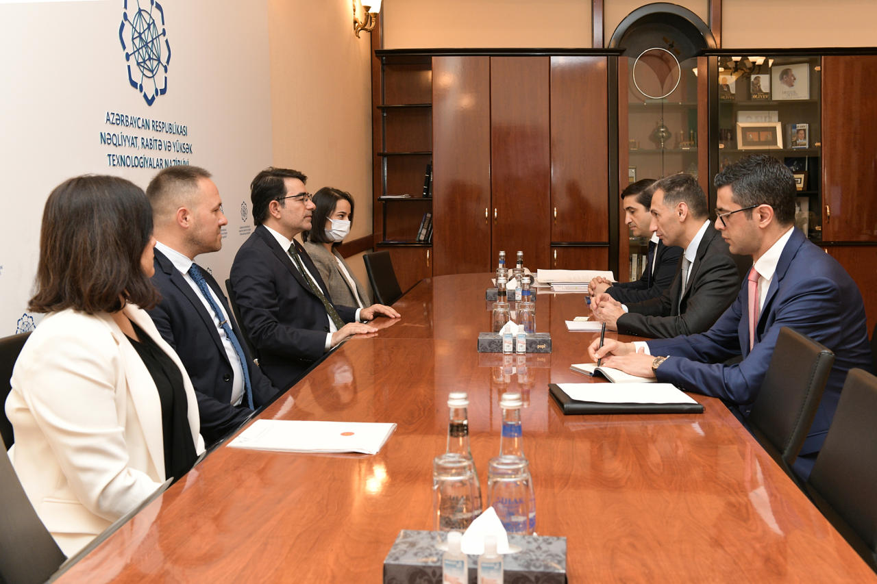Azerbaijan, Turkey discuss co-op in human resources