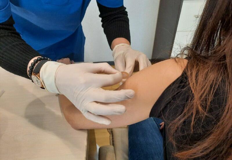 Azerbaijani citizens urged to get second dozes of COVID-19 vaccines