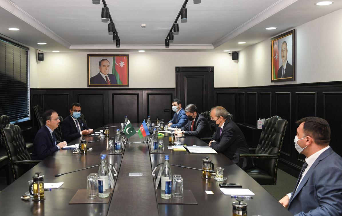 Azerbaijan, Pakistan discuss co-op on projects to be implemented in liberated lands [PHOTO]
