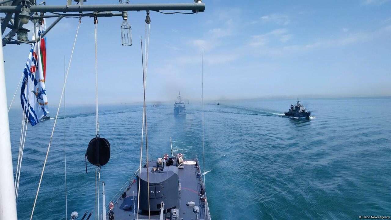 Azerbaijani Navy starts drills at Caspian Sea