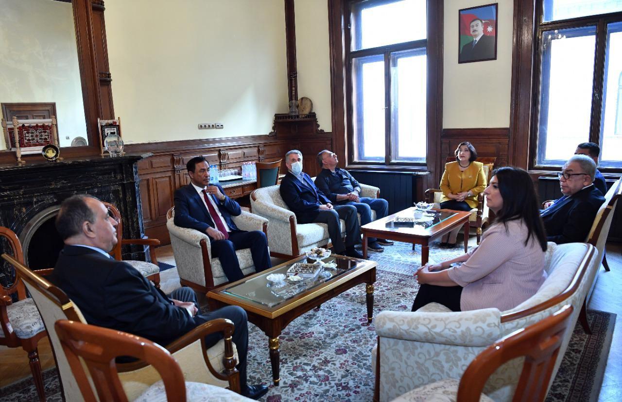 Azerbaijan's parliament delegation visits country's embassy in Hungary [PHOTO]