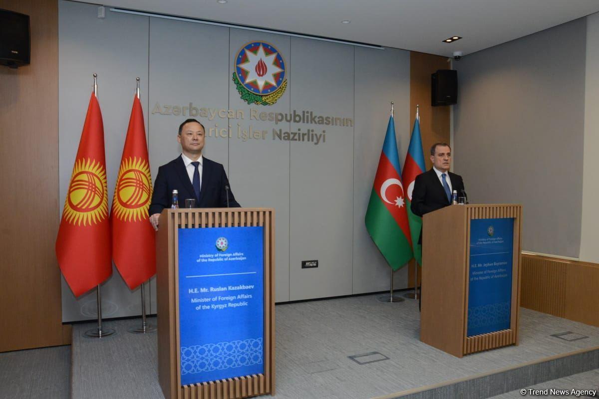 Azerbaijani FM urges response to Armenia's pollution of transboundary river