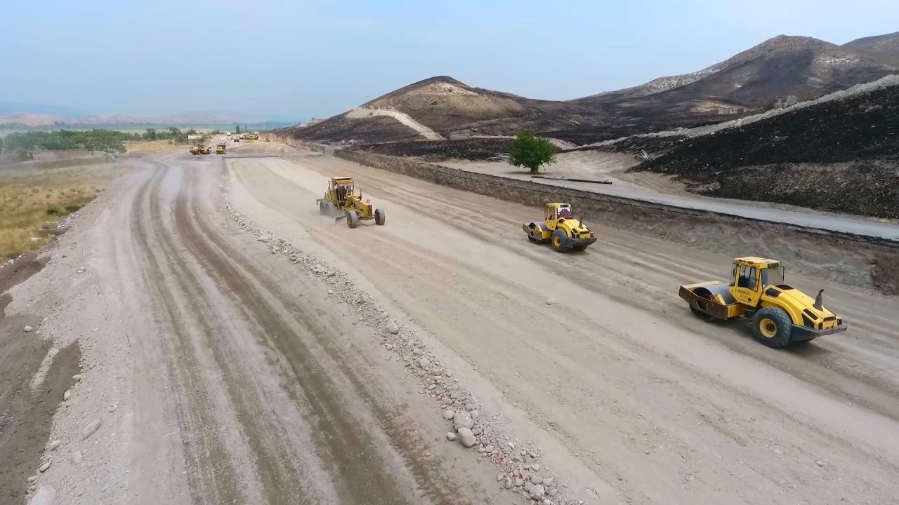 Road infrastructure reconstruction in Azerbaijan’s liberated lands underway [PHOTO]