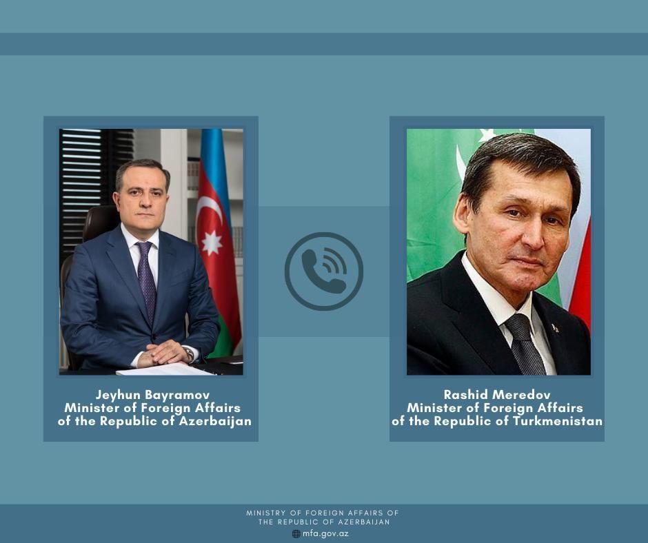 Azerbaijani, Turkmen FMs exchange views on topical issues