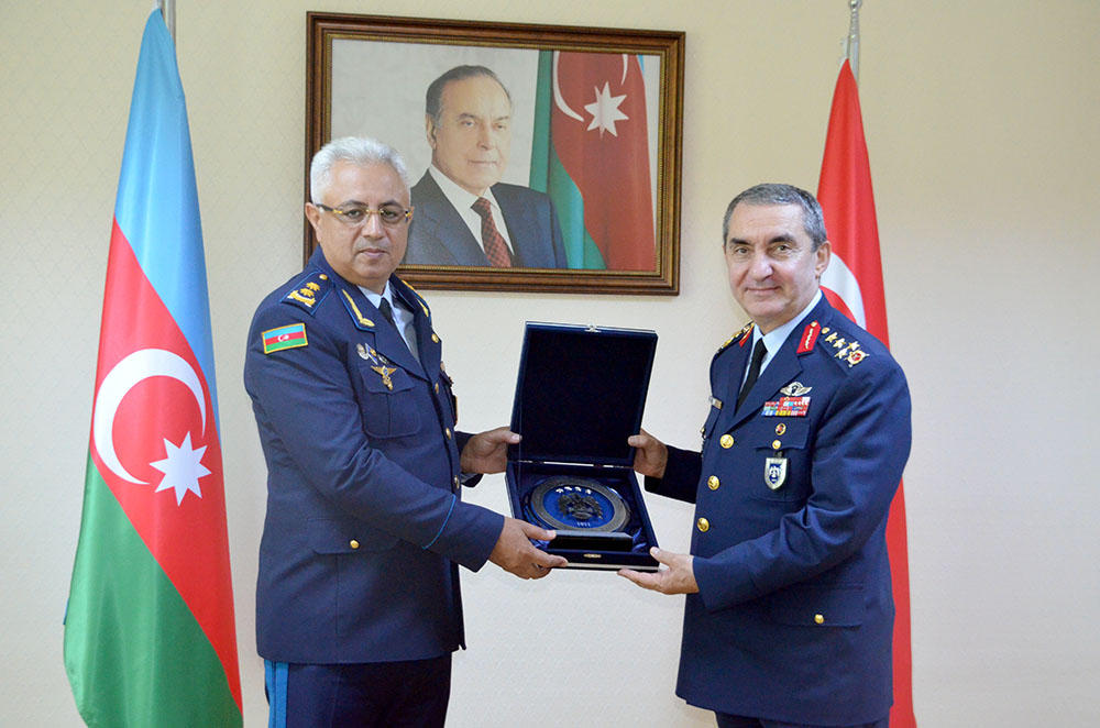 Azerbaijan, Turkey to expand cooperation in military aviation - Gallery Image