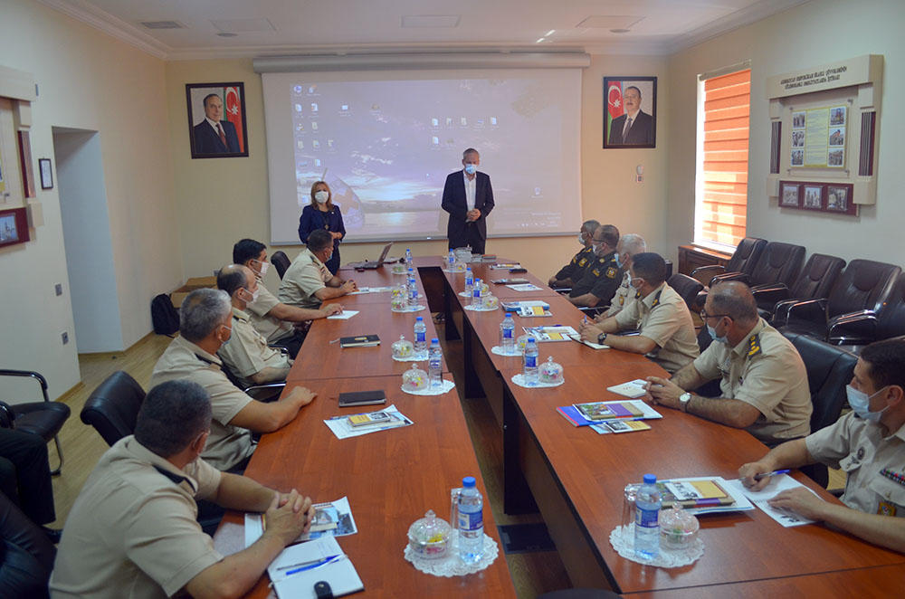 Int'l humanitarian law seminars held for Azerbaijani servicemen