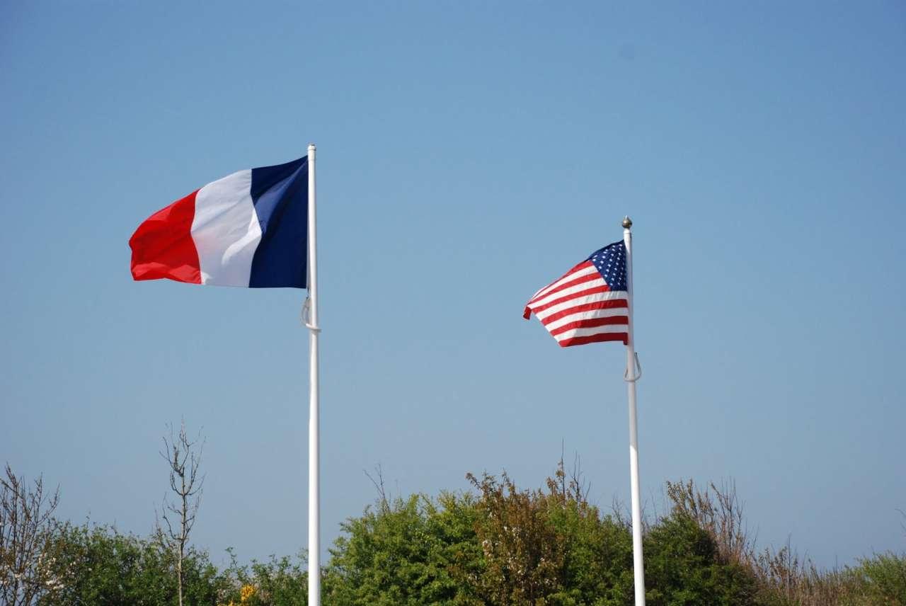 French FM, US Secretary of State talk joint action to achieve peace between Armenia, Azerbaijan