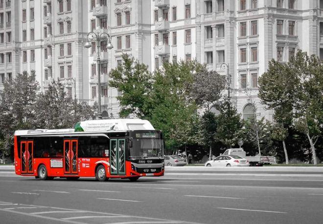 Azerbaijan talks resuming activity of public transport on weekends