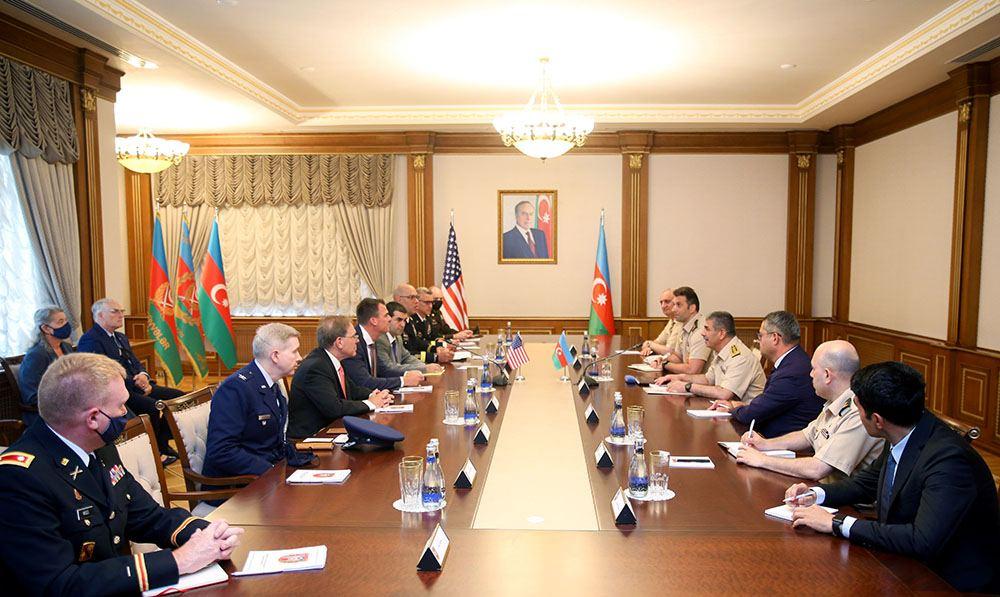 Oklahoma governor: Victory in Karabakh war indicator of Azerbaijani army’s high readiness [PHOTO]