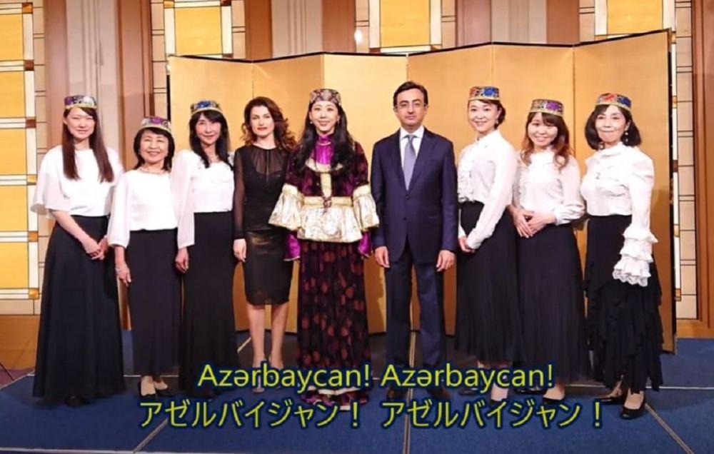 Japanese jazz singer performs Azerbaijani anthem [PHOTO/VIDEO] - Gallery Image
