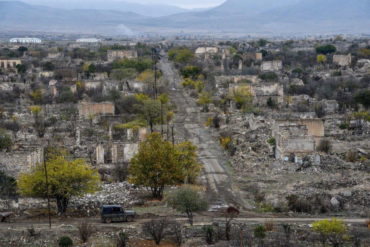 Aghdam’s large-scale destruction highlighted during officials’ visit