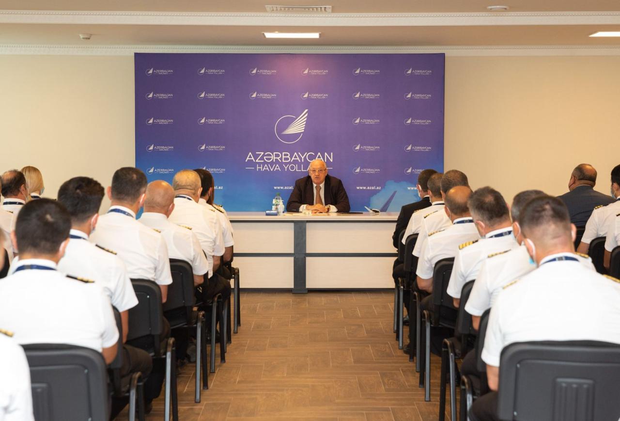 Traditional General Meeting of AZAL’s Flight Crew was Held [PHOTO]