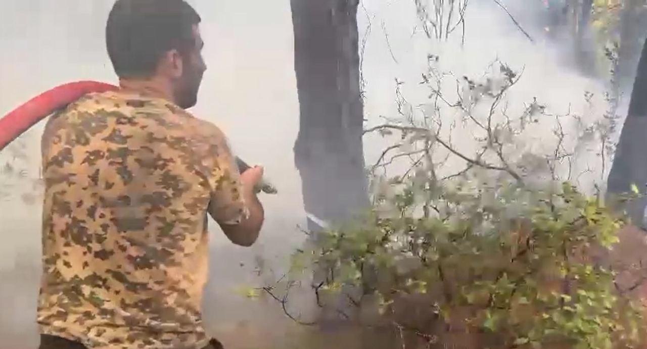 Turkish, Azerbaijani firefighters extinguish fires in Denizli [PHOTO/VIDEO] - Gallery Image