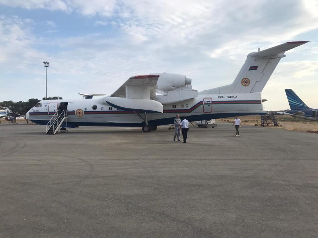 Azerbaijan sends amphibious aircraft to help extinguish wildfires in Turkey