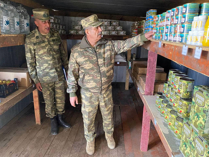 Defence chief inspects military units in liberated Kalbajar [PHOTO/VIDEO] - Gallery Image