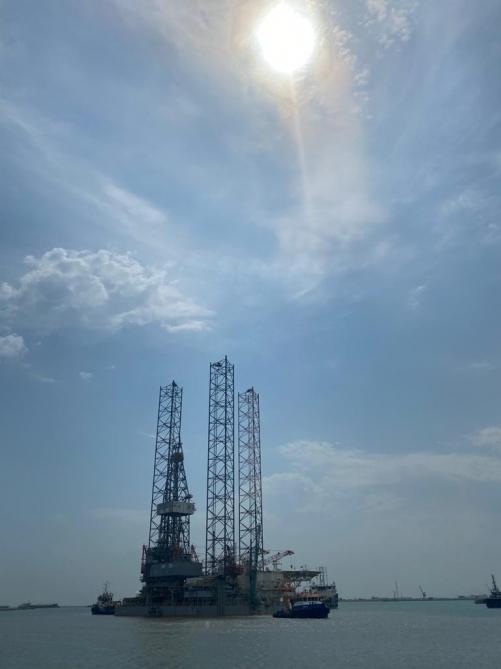 Azerbaijan commissions Satti jack-up rig for drilling in Caspian Sea [PHOTO] - Gallery Image