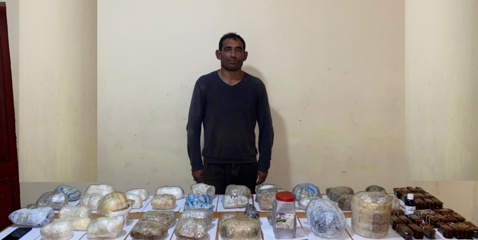 Azerbaijan seizes 33kg of drugs at Iranian border
