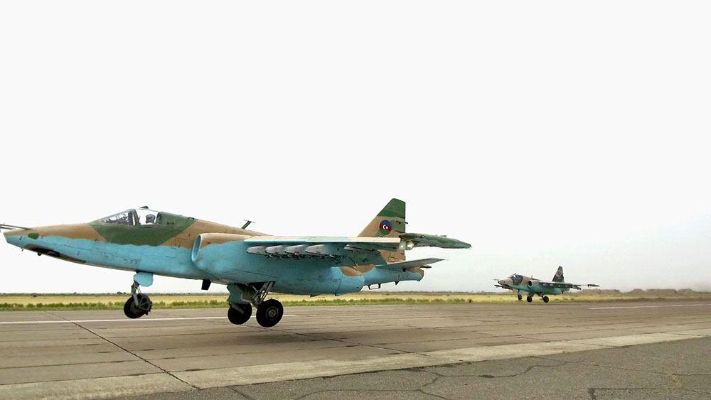 Azerbaijani fighter jets begin training flights [PHOTO/VIDEO] - Gallery Image