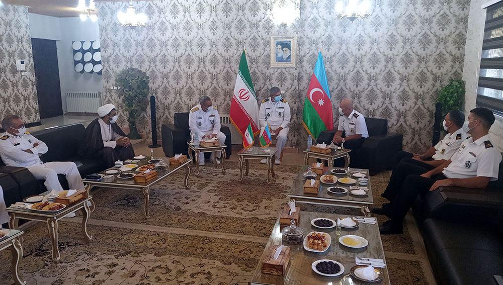 Delegations of Azerbaijani and Iranian naval forces hold meeting [PHOTO]