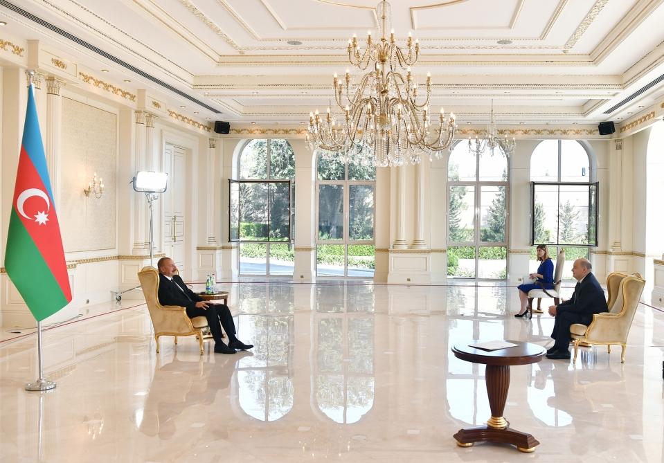 President Ilham Aliyev receives credentials of incoming Belgian envoy [UPDATE]