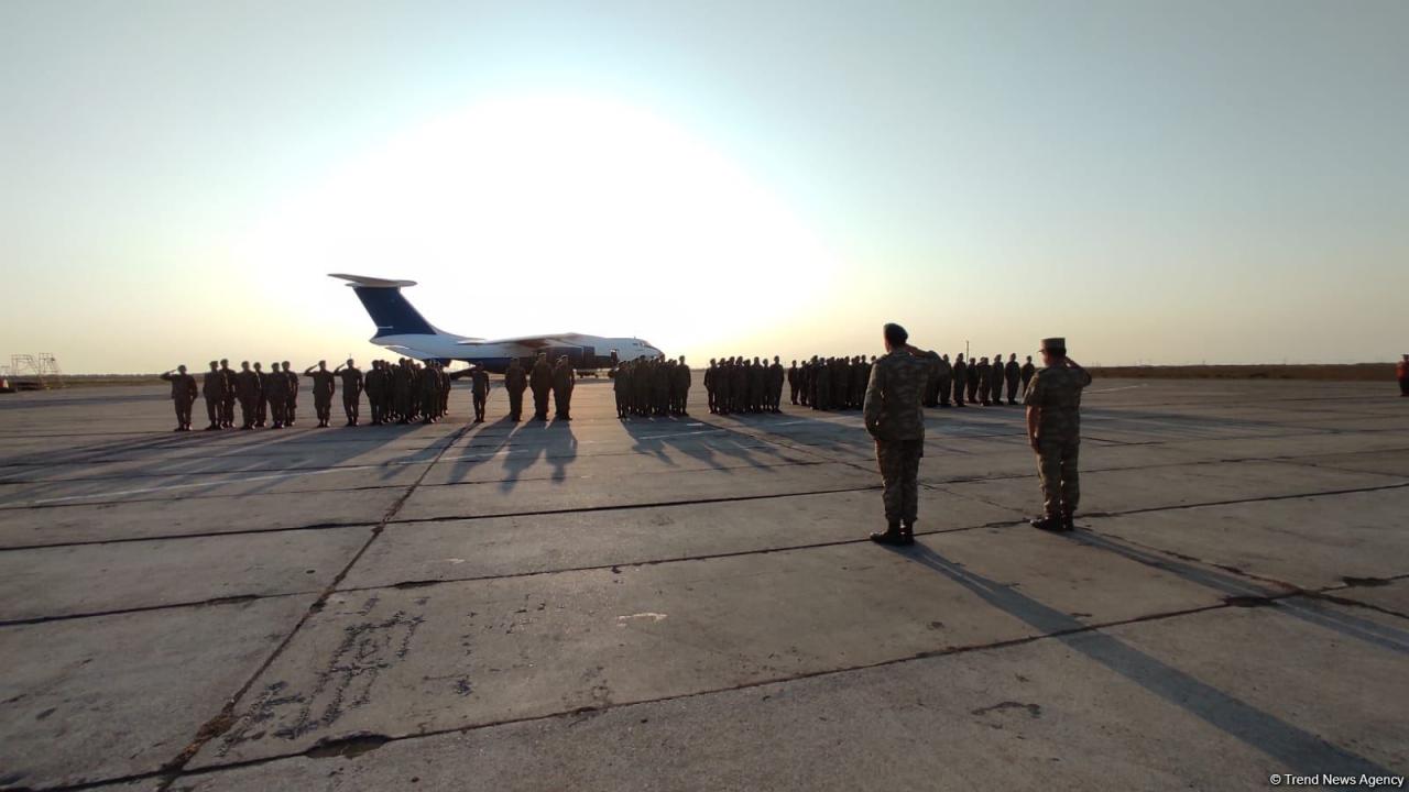 Azerbaijani peacekeepers back home from Afghanistan [PHOTO]