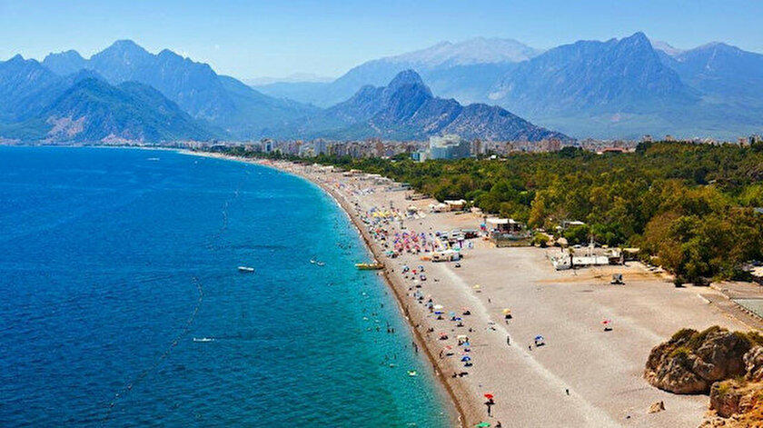 Turkey’s Antalya hosts over 5 million tourists in Jan-Aug