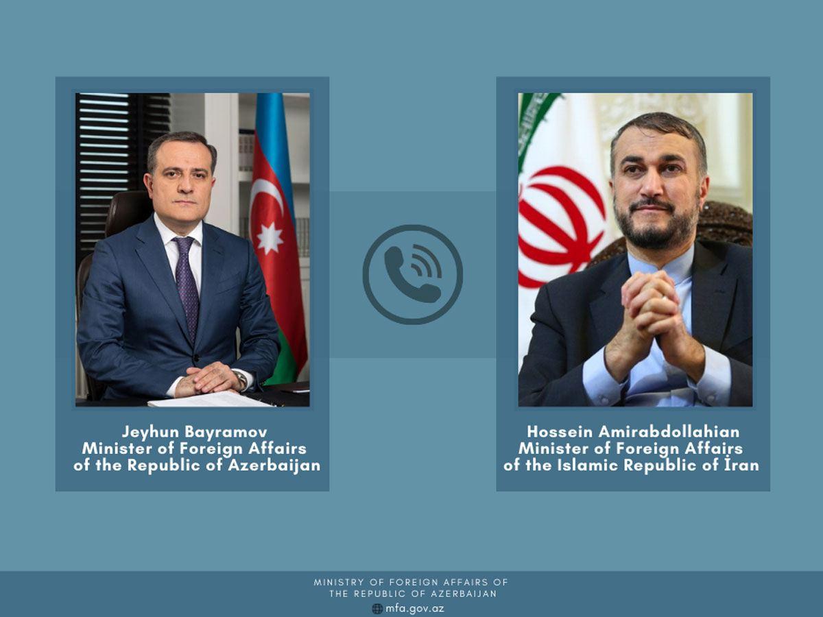 Azerbaijani, Iranian FMs eye regional situation