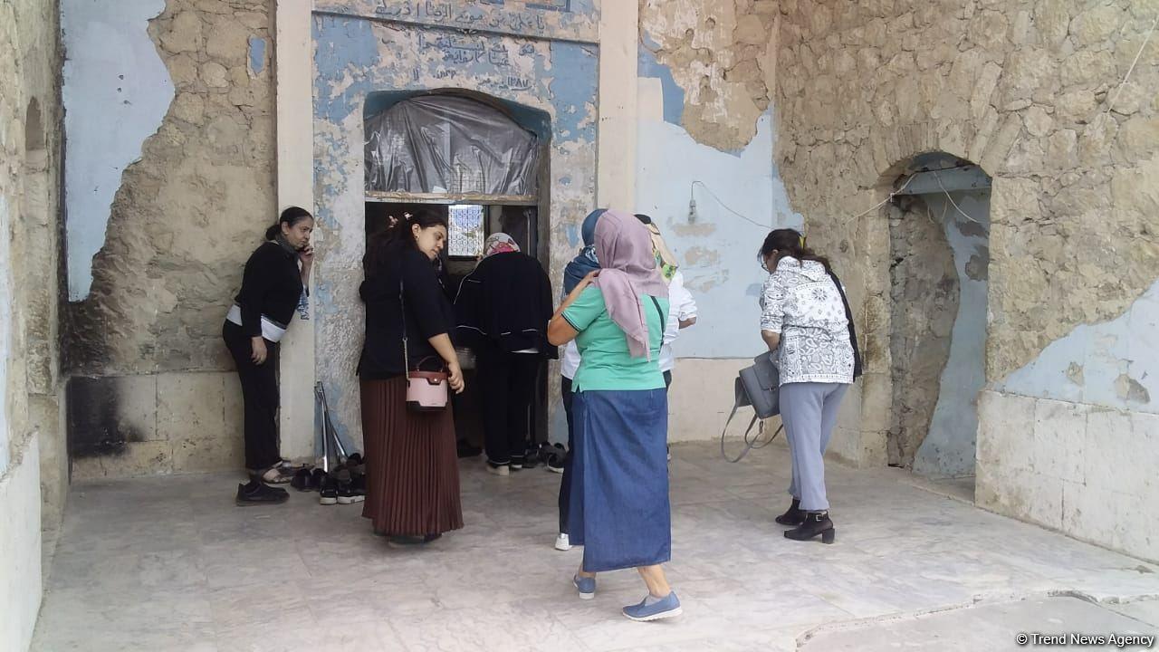 Residents of Azerbaijan’s liberated Aghdam district visit Aghdam Juma Mosque [PHOTO]