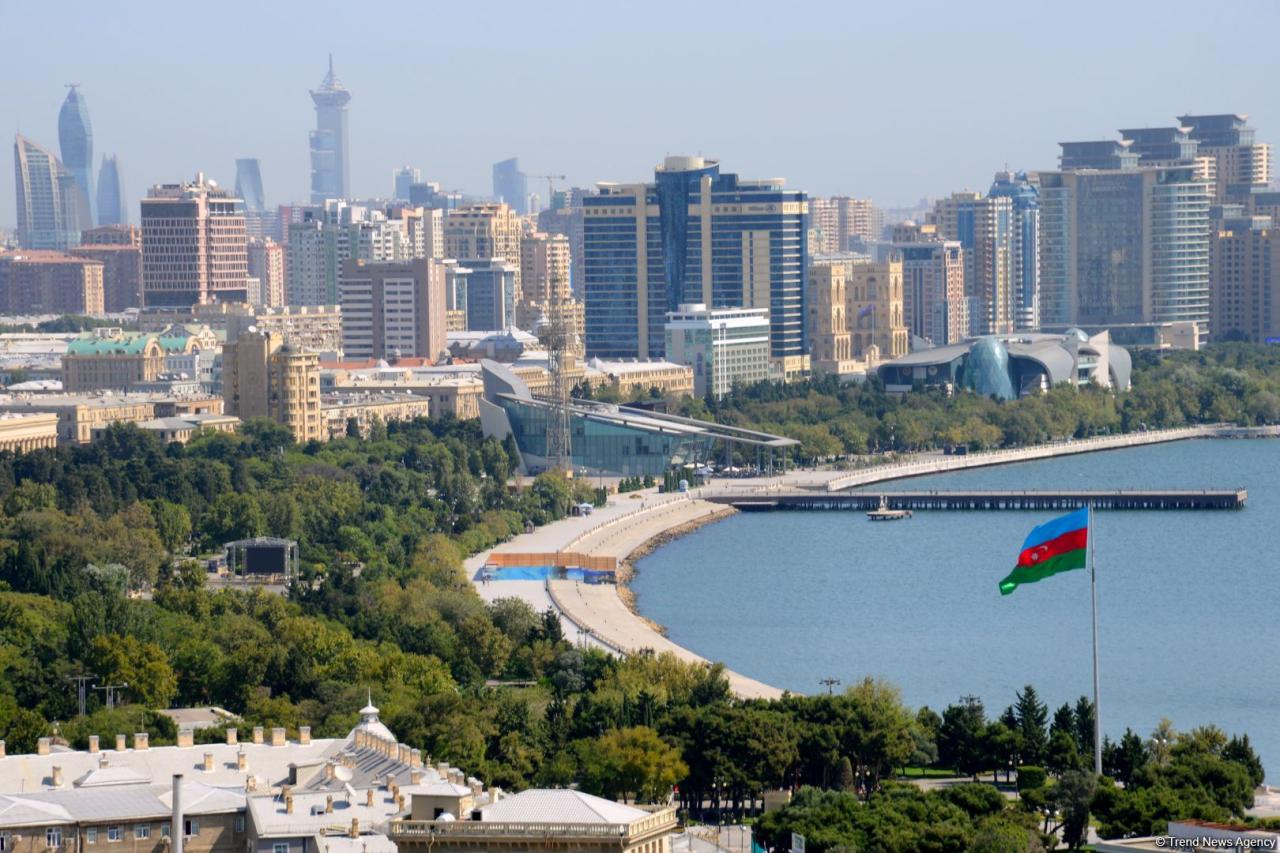 Changeable cloudy weather expected in Baku